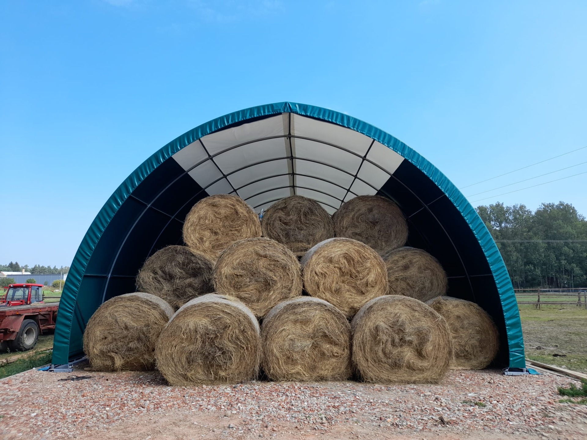 Plachtové haly šířky 9,45 m