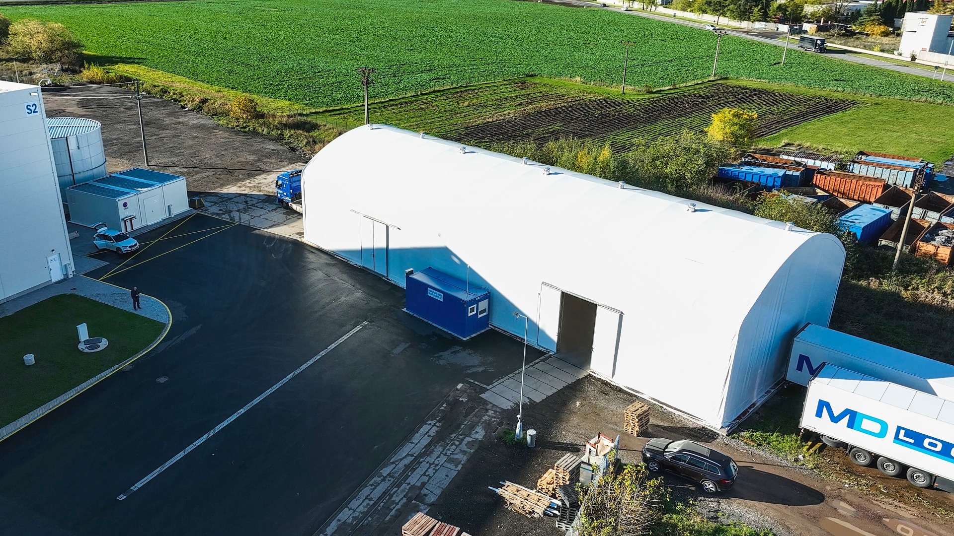 Plachtové haly šířky 12 m