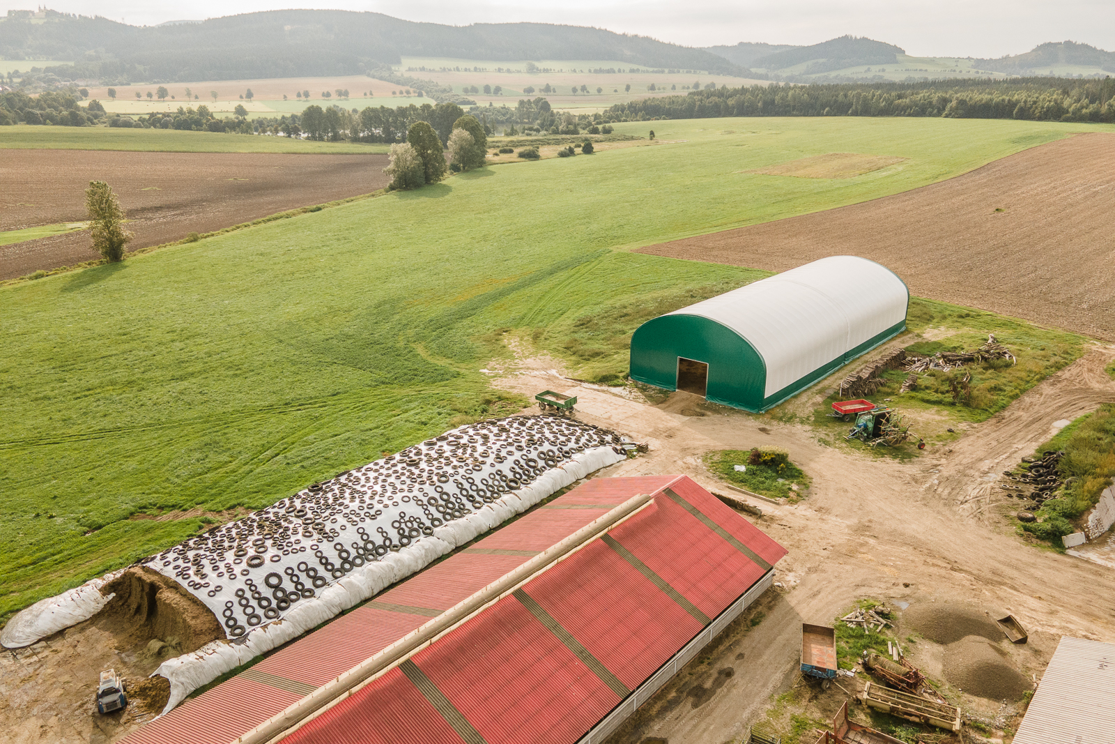 Oblouková hala šířky 18 m