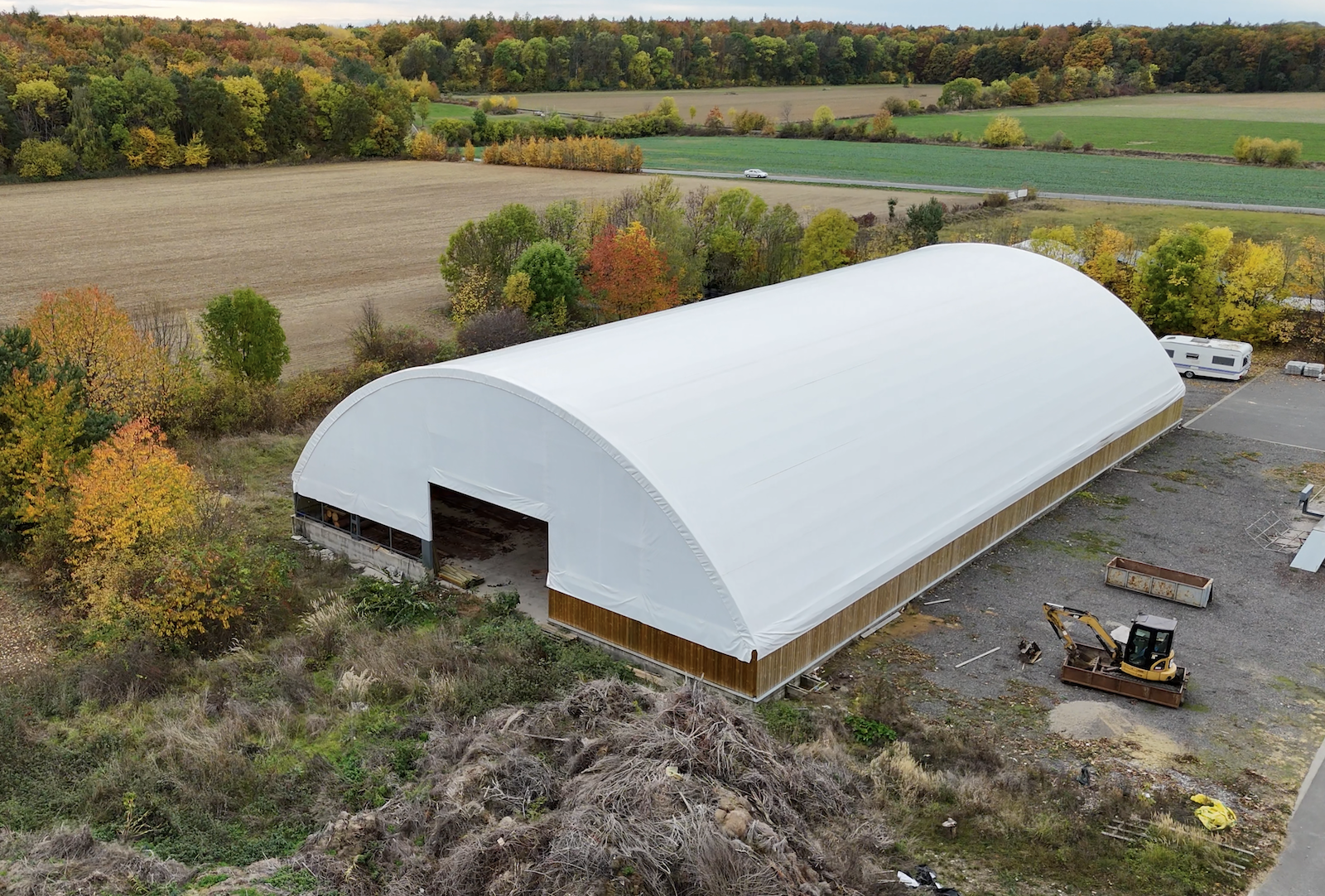 Plachtové haly šířky 30 m